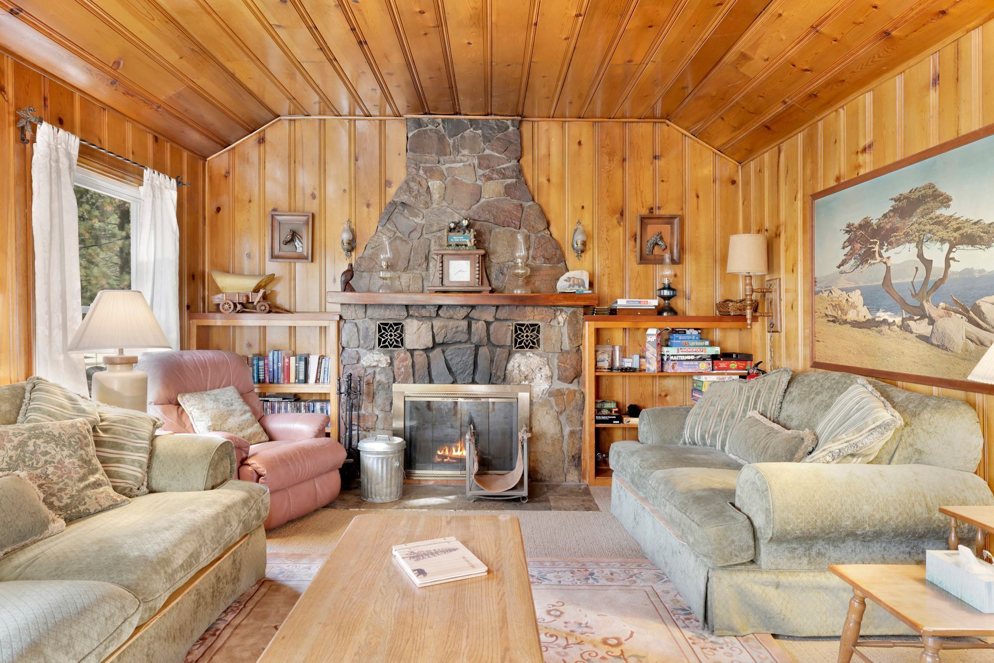 Pinglewood Cabin- Furnished Fawnskin Group Retreat