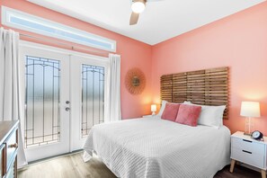 5 bedrooms, desk, iron/ironing board, free WiFi