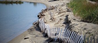 Elegant bay view stay.