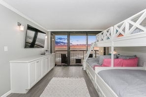 2 bedrooms, iron/ironing board, travel crib, free WiFi - 2 bed,2.5 bathOCEAN Front”San Luis Private Condo.. Endless Sunsets!Family-sized! (Galveston)