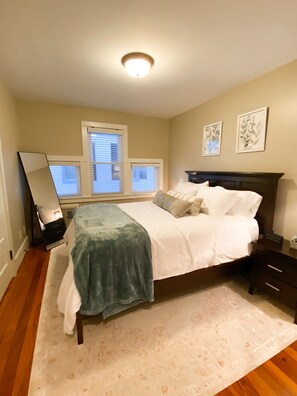 3 bedrooms, desk, free WiFi, bed sheets