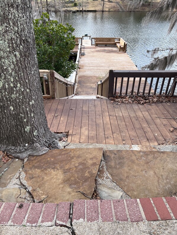 Property grounds - The Lucky Duck Fishing Camp (Sterlington)