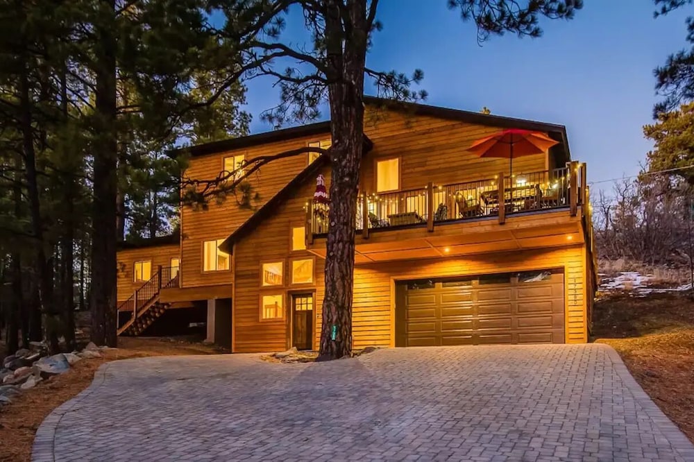 Serenity in the Pines - Luxury Cabin in Munds Park