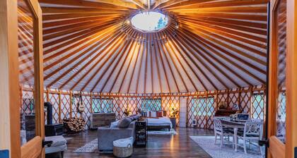 Gorgeous Yurt in Mountains Near Glacier National Park