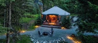 Gorgeous Yurt in Mountains Near Glacier National Park 