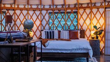 1 habitación, escritorio, tabla de planchar con plancha y wifi gratis