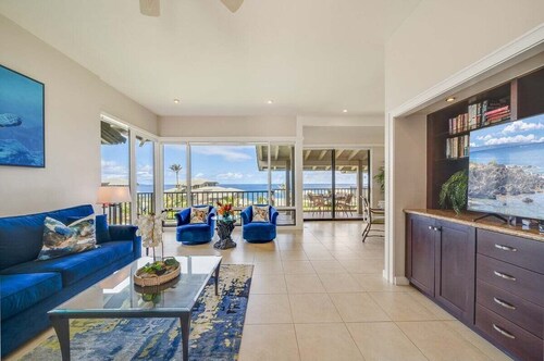 Remodeled OceanFront w Ocean View Pool AC- Kapalua Bay Villa 33B1