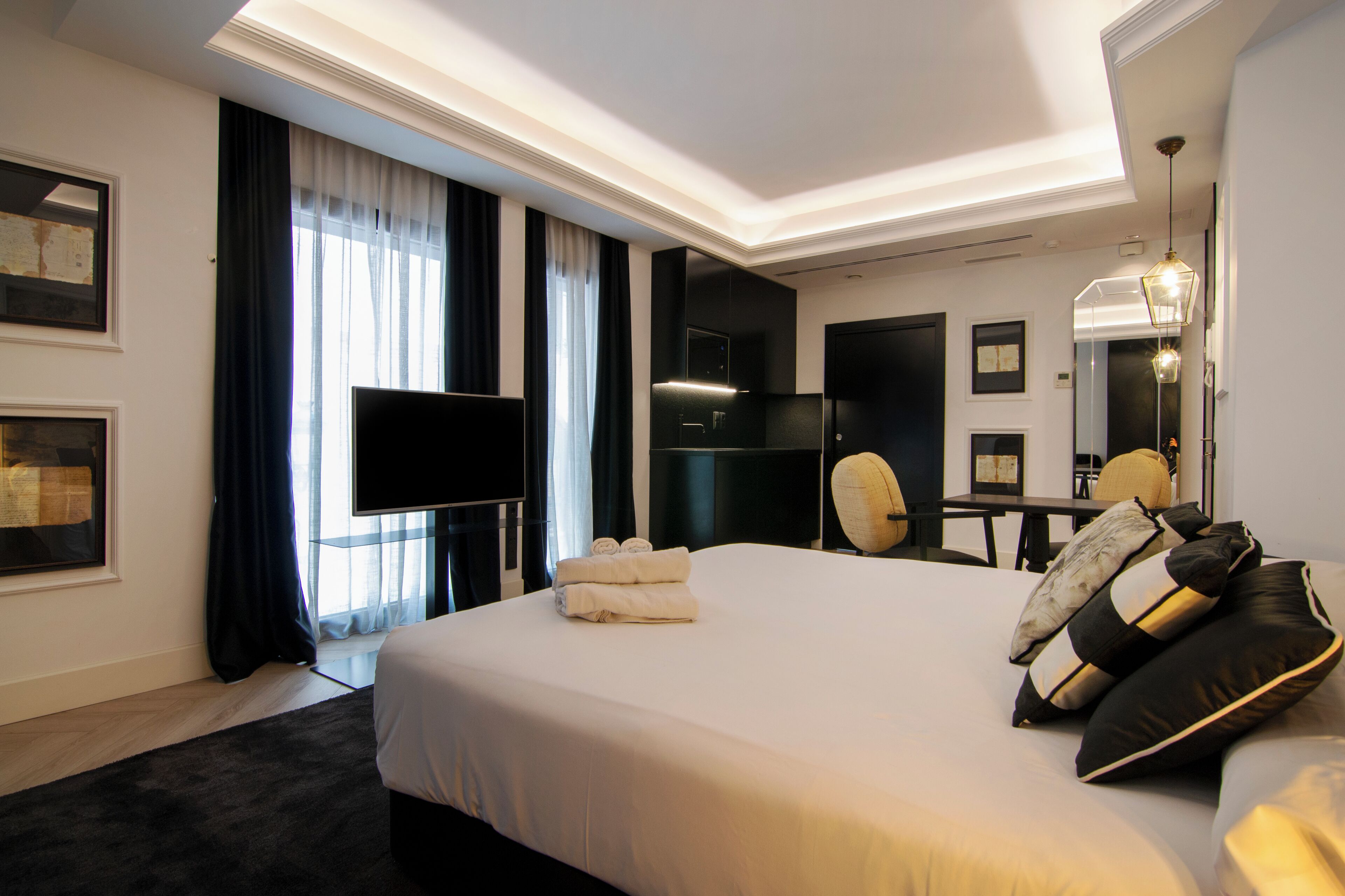 8T Avant-garde studio a stone's throw from Valencia City Hall