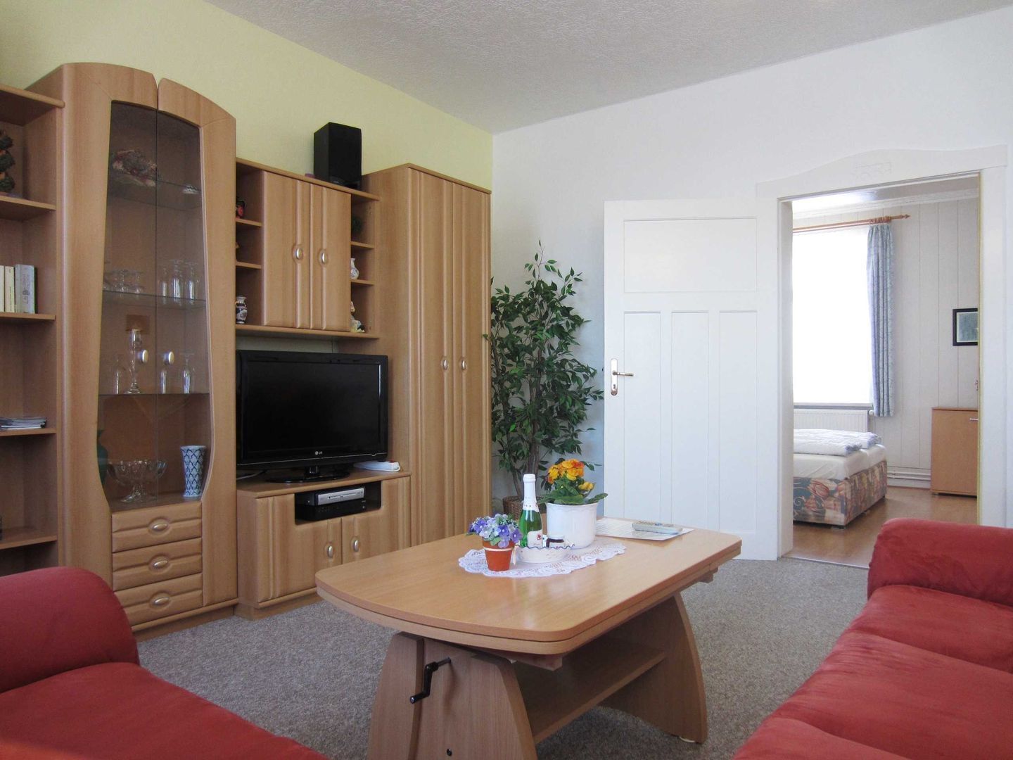 Fernseher, Stereoanlage