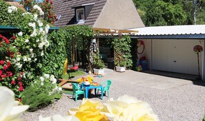Terrace/patio - Gartenblick - Willkommen in der Ferienwohnung Gartenblick in Kröpelin (Kroepelin)