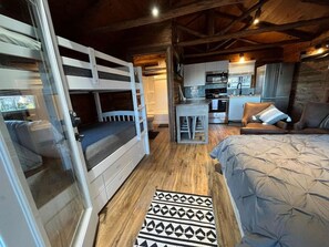 1 habitación, wifi gratis y ropa de cama
