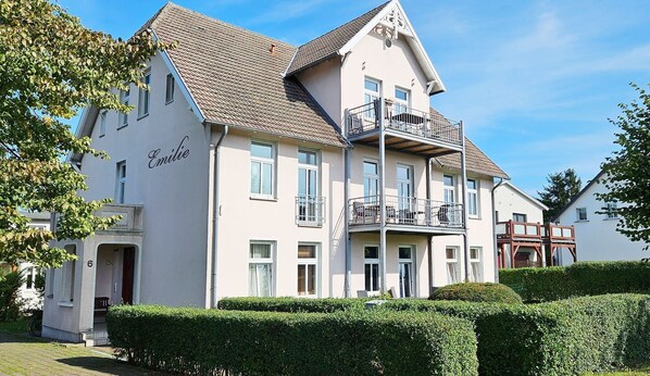 Imagen sin descripción, 1 de 23, botón