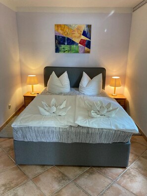 2 habitaciones, tabla de planchar con plancha y wifi 