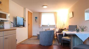 Unclassified image, 3 of 12, button