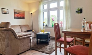 Fernseher, Stereoanlage