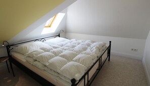 Unclassified image, 3 of 21, button