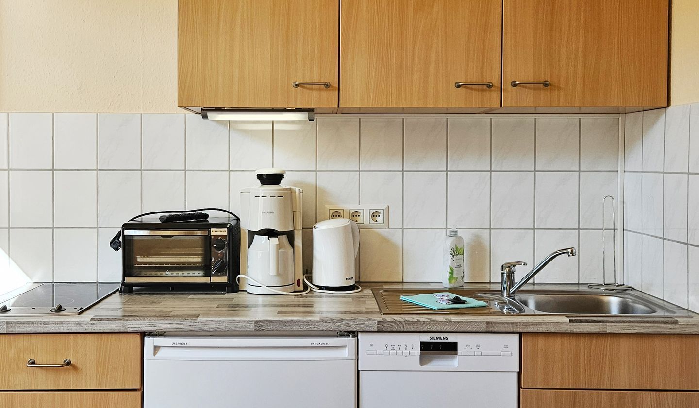 Kühlschrank, Herdplatte, Geschirrspüler