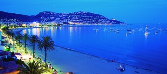 3346 - LA SOLANA 34 VERY GOOD SITUATION, 2ND LINE OF THE BEACH (80m) IN THE URBANIZATION OF SANTA MARGARITA.