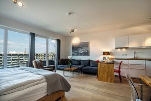 1 dormitori, planxa i posts de planxar, wifi gratuïta i roba de llit