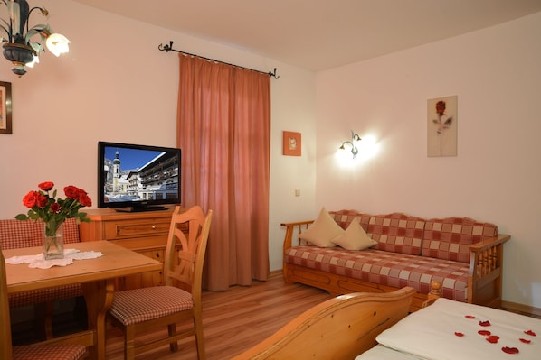 2 Schlafzimmer, Internetzugang, Bettwäsche