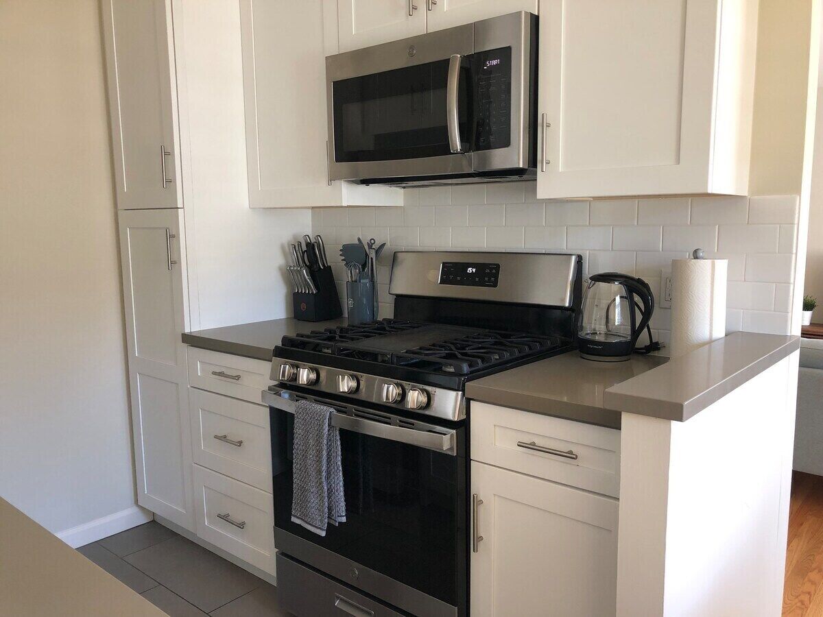 Luxo Stays |Downtown| 1bd/1ba #bart #kaiser