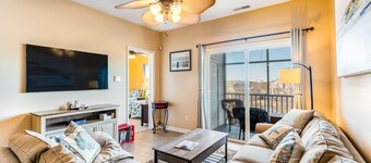 Villas At Bay Crossing homey condo with pool, beach gear, WiFi, and private W/D