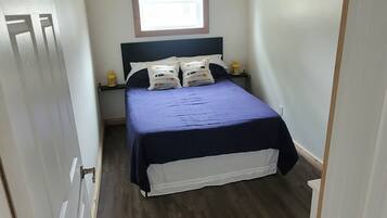 3 多间卧室、免费 WiFi、床单