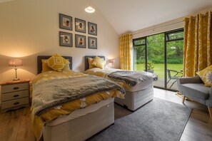 1 bedroom, internet, bed sheets