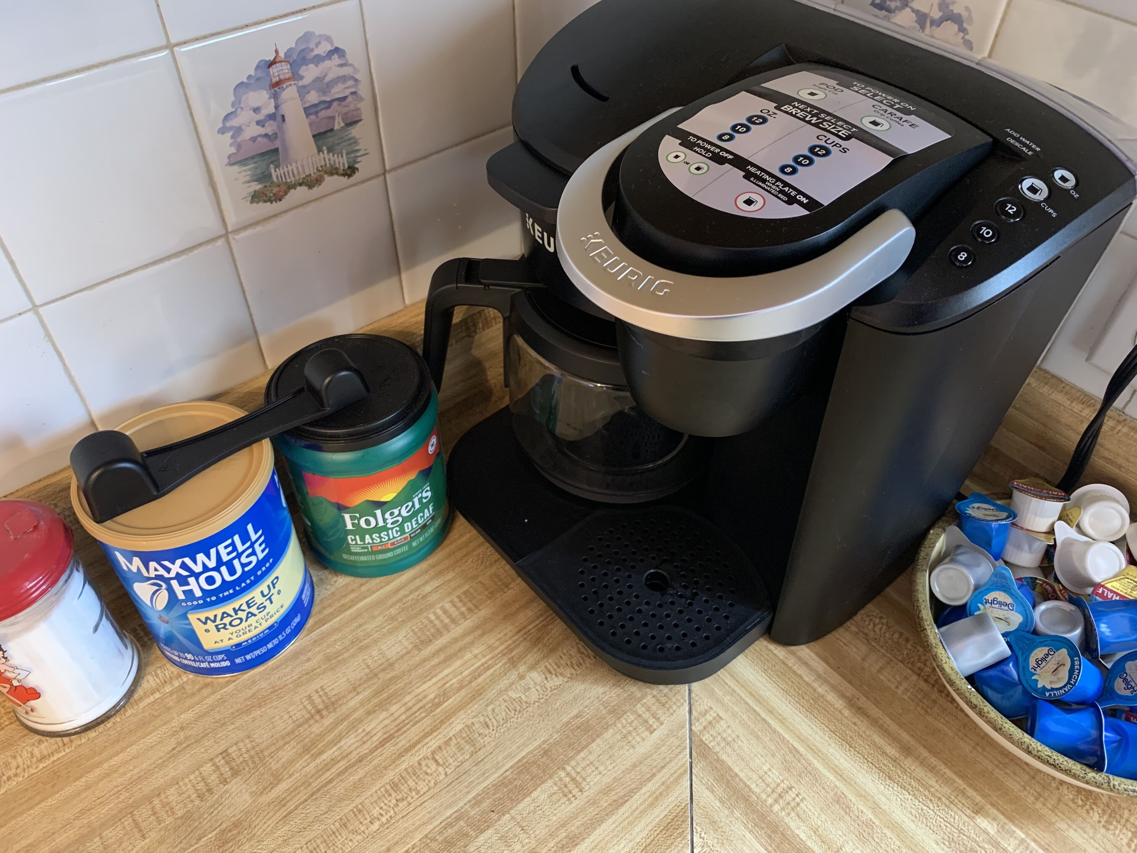 Cozy Vacation Home, Jacuzzi Tub, Fenced Backyard