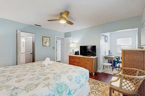 2 bedrooms, iron/ironing board, Internet, bed sheets