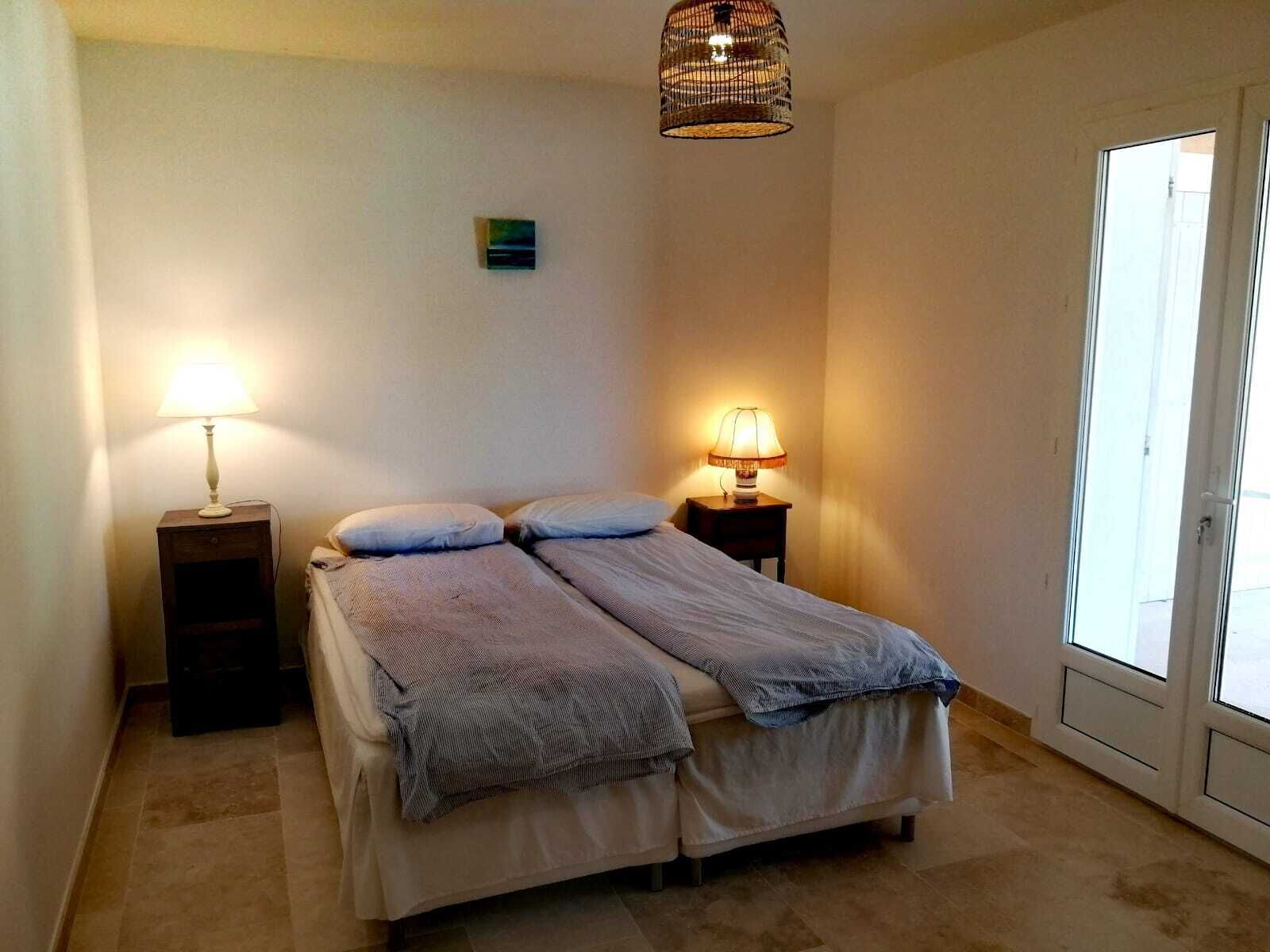 4 間睡房、熨斗/熨衫板、可攜式嬰兒床、免費 Wi-Fi