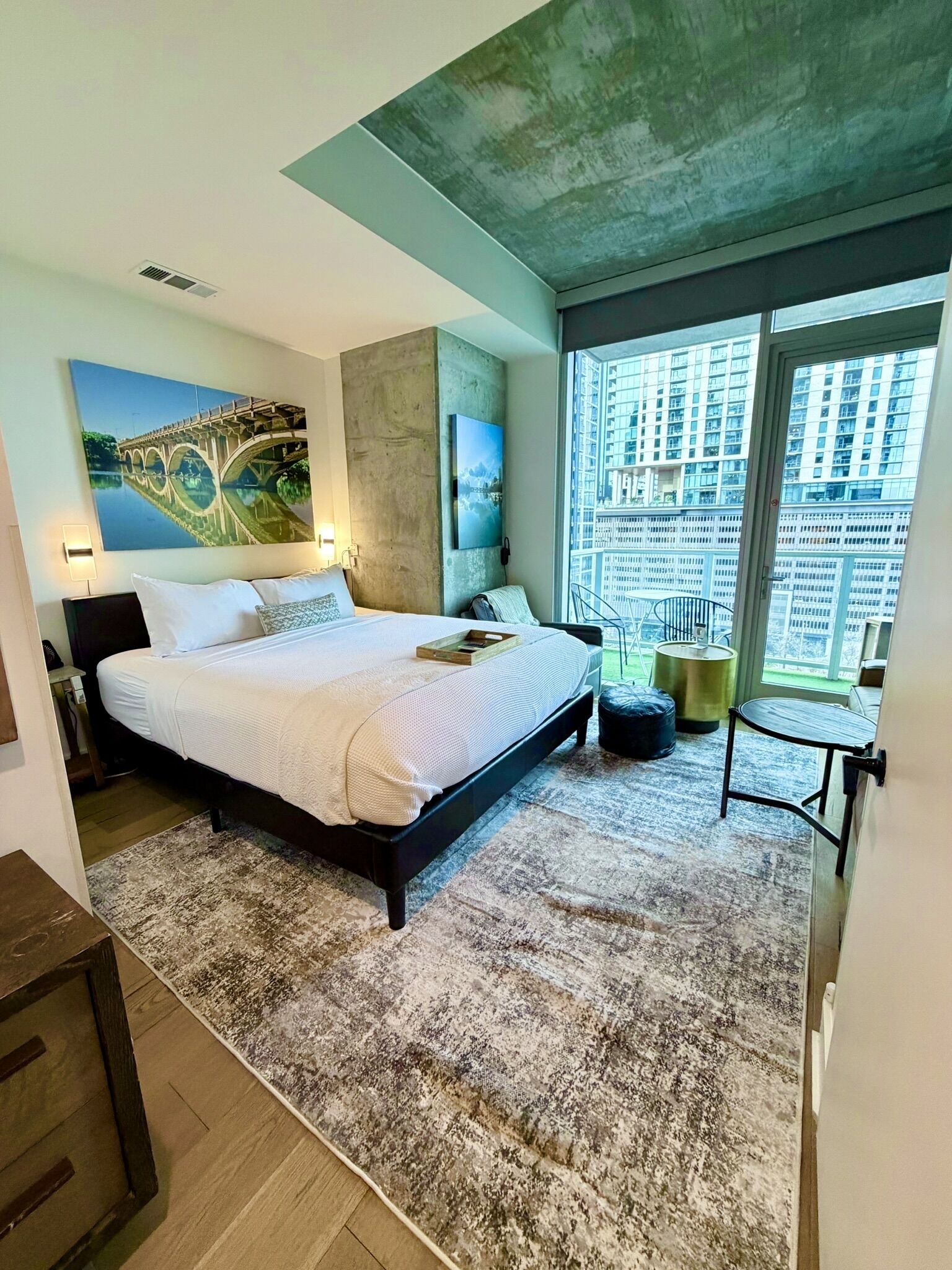 アイロン / アイロン台、WiFi、ベッドシーツ