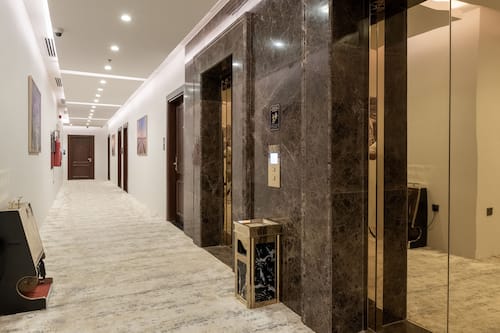 Elevator