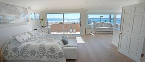 4 Schlafzimmer, Schreibtisch, Bügeleisen/Bügelbrett, Reisekinderbett