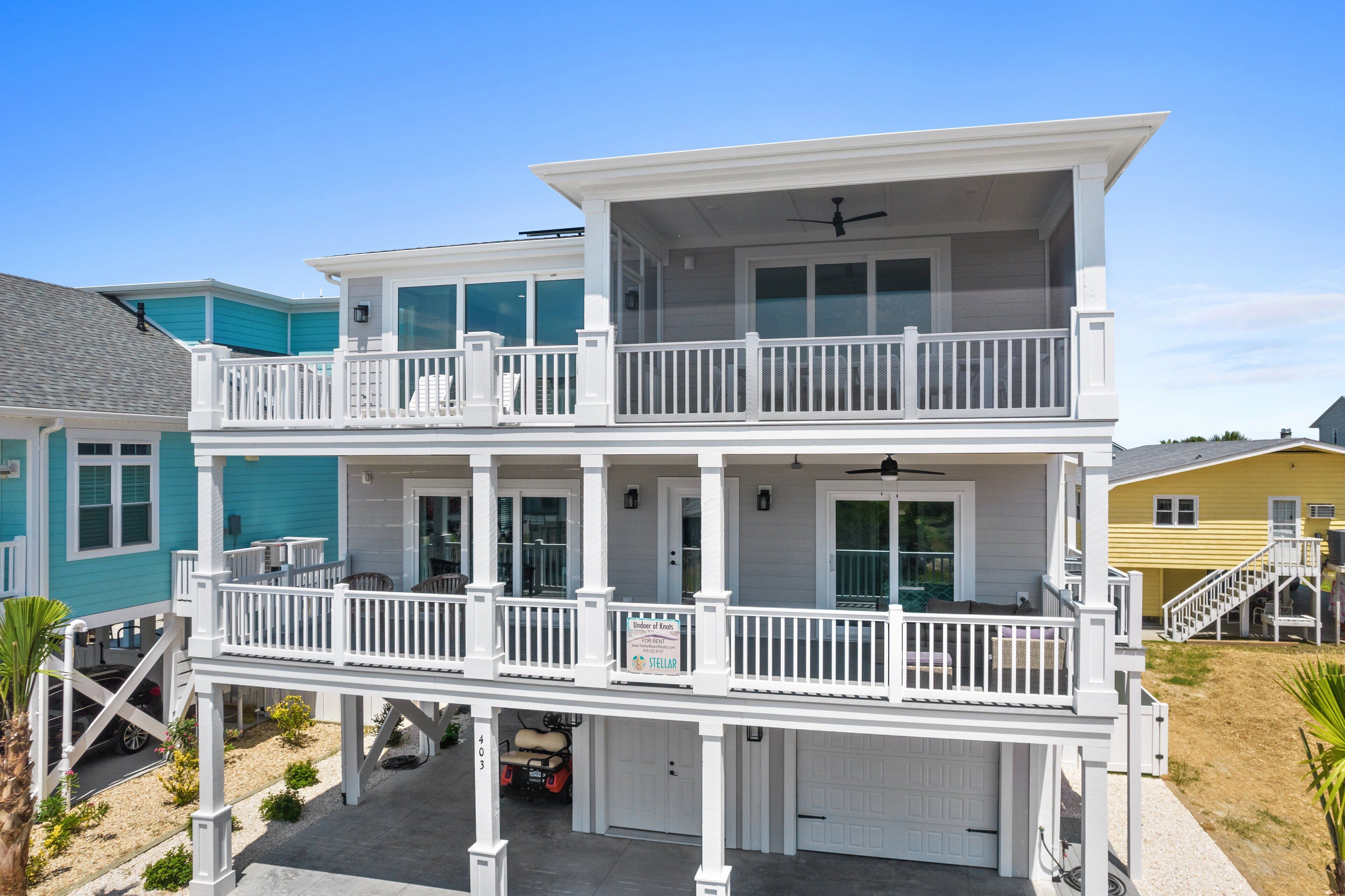 "Undoer of Knots" Private Pool, New Golf Cart! Elevator, Screened Porch, Charging Station!