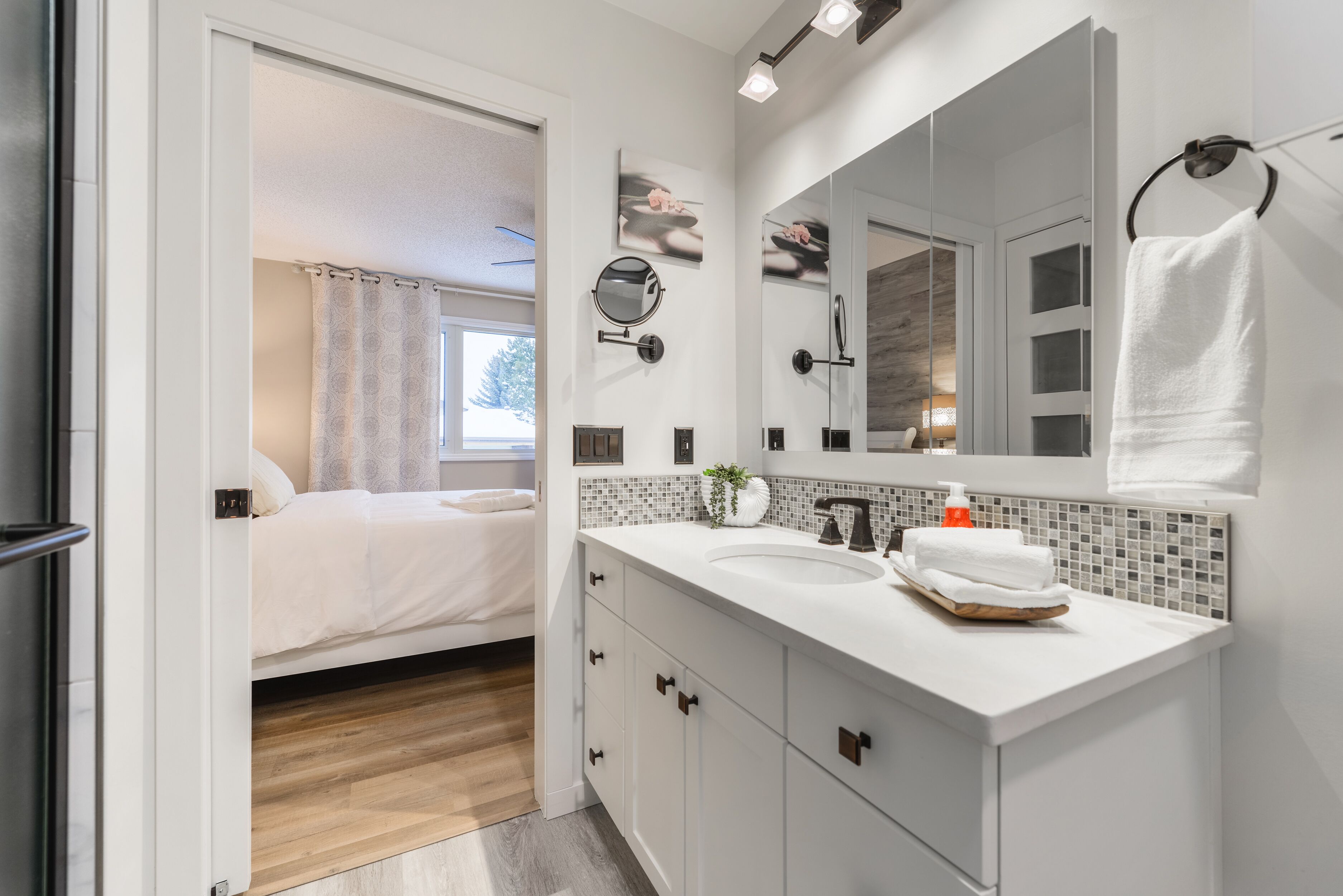 🔥NEW ⭐️BEST TODAY⭐️ 4 Bedroom up to 8 people Home Close to WEM!