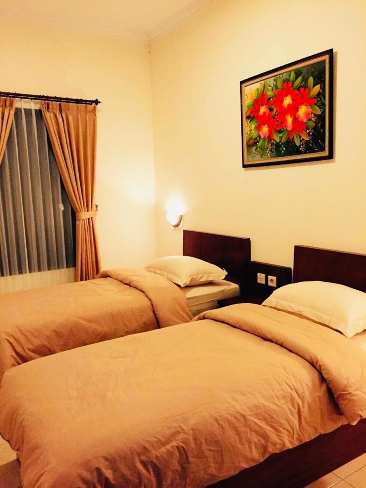 Adiputra Guesthouse near Tugu Malioboro