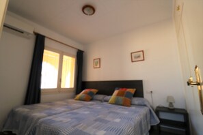 Room - MONTSENY 3 Empuriabrava - INTERimmo (Empuriabrava)
