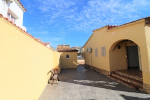 Exterior - MONTSENY 3 Empuriabrava - INTERimmo (Empuriabrava)