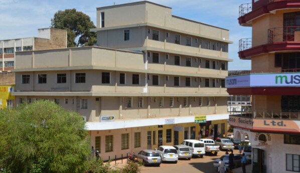 Front of property - Mosa Guest House (Nyeri)