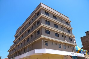 Front of property - Mosa Guest House (Nyeri)