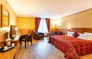 1 bedroom, in-room safe, desk, WiFi