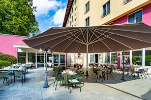 Outdoor dining - Parkhotel DZ Standard - Parkhotel Görlitzs (Goerlitz)
