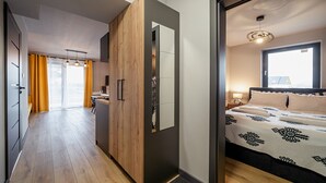 Apartemen (H2) | Area keluarga
