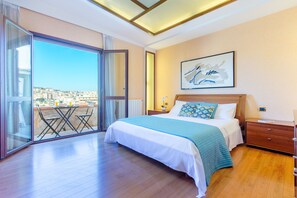 2 Schlafzimmer, Schreibtisch, schallisolierte Zimmer