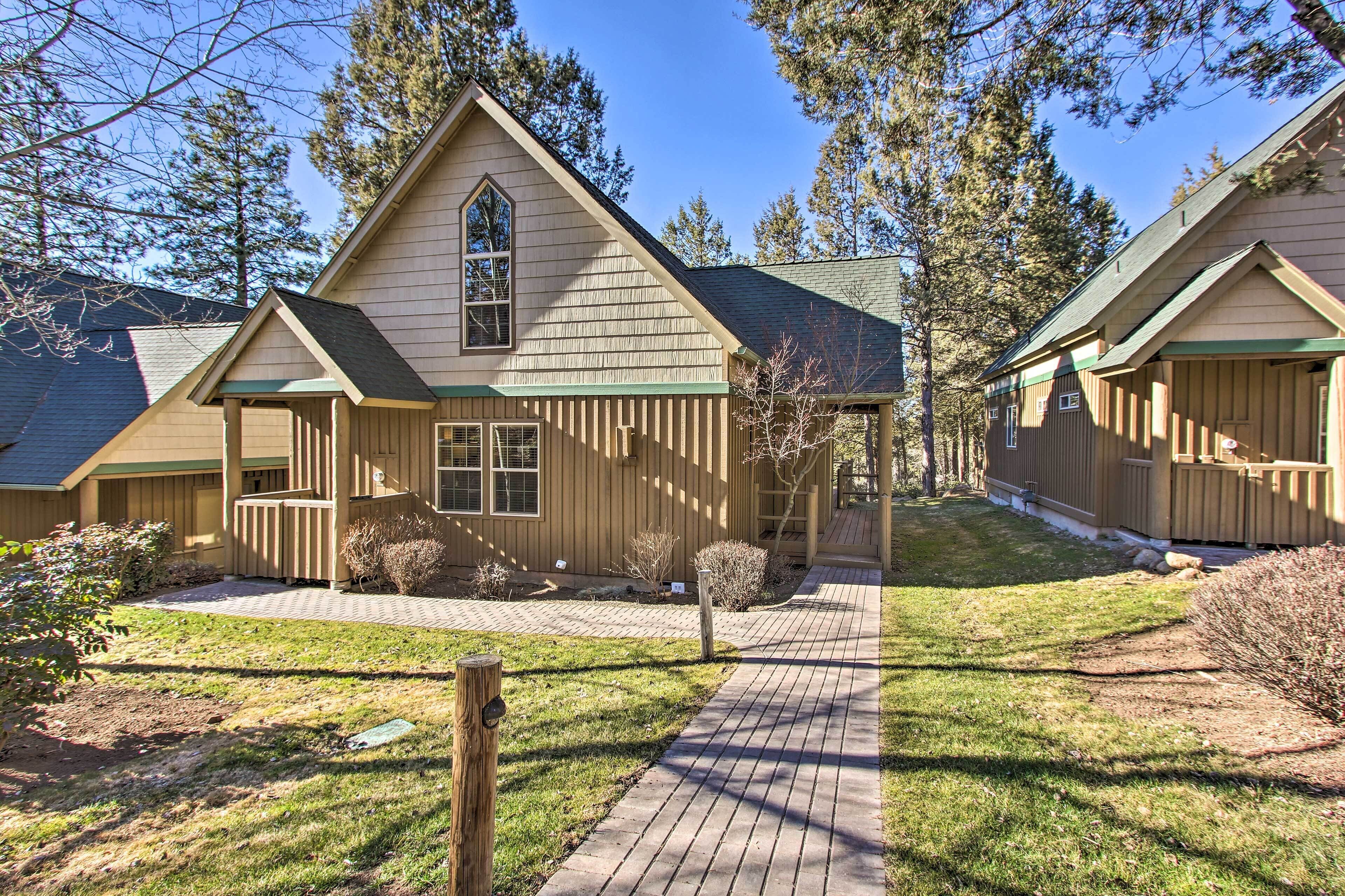 Klamath Falls Cabin Retreat w/ Deck & Grill!