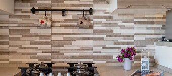 Holiday Home 'Villetta I Pitosfori' with Terrace, Garden & Wi-Fi