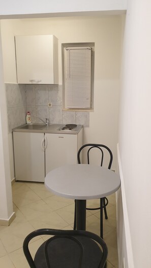 Private kitchen - Apartments are in the center of Split, just 400m from Diocletian palace and beap (Split)