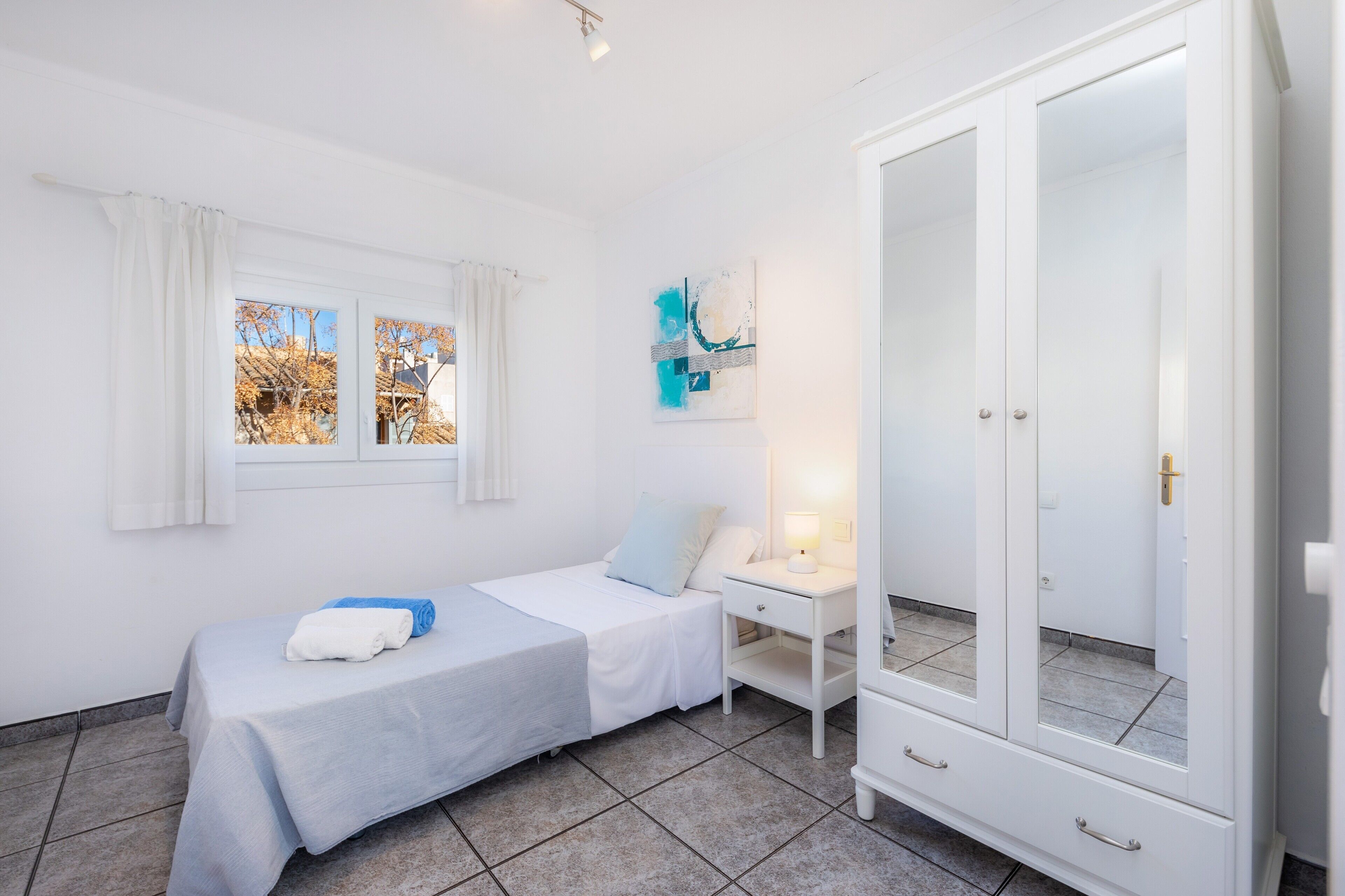 5 camere, ferro/asse da stiro, Wi-Fi gratuito, lenzuola