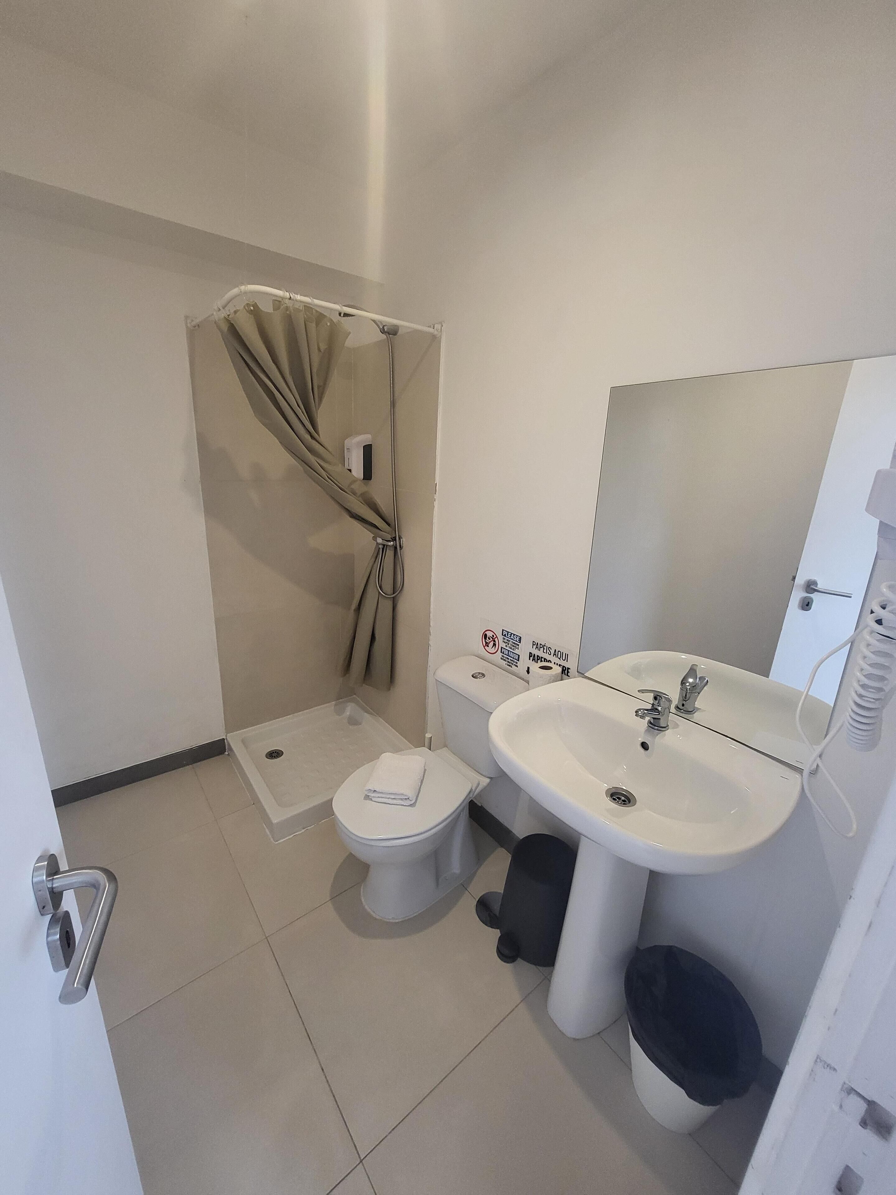 Foto - What Else - Fatima